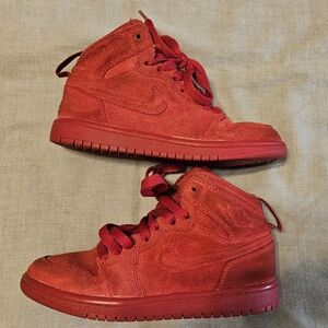 Jordan's - Red - Youth 13C